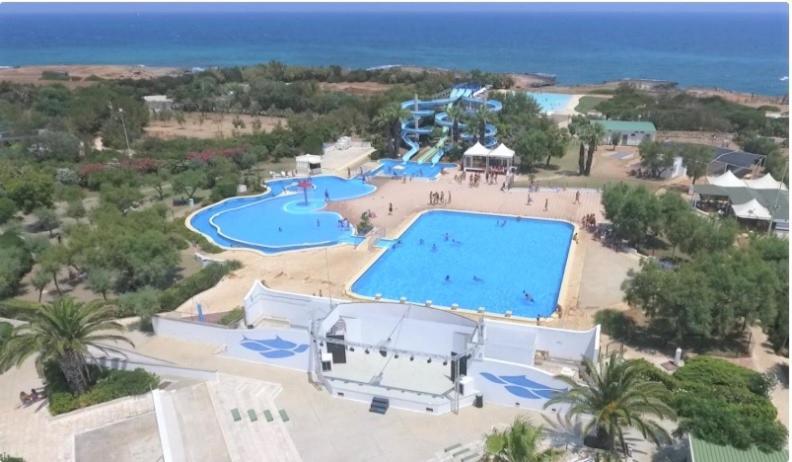 Happy Camp Mobile Homes In Camping Villaggio Lamaforca Carovigno Exterior foto